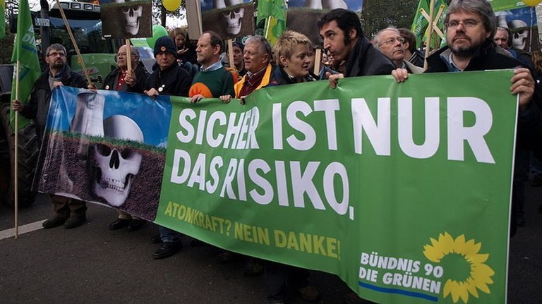 Leserbrief zum Grünen-Parteitag: Abschied von grünen Idealen endgültig
